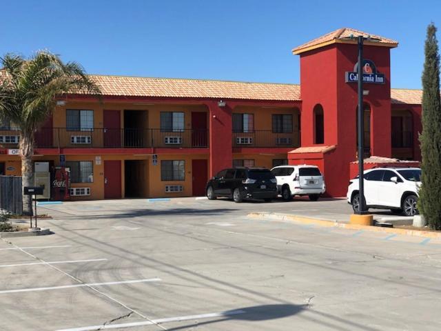 California Inn Hotel And Suites Adelanto Us 395 ภายนอก รูปภาพ